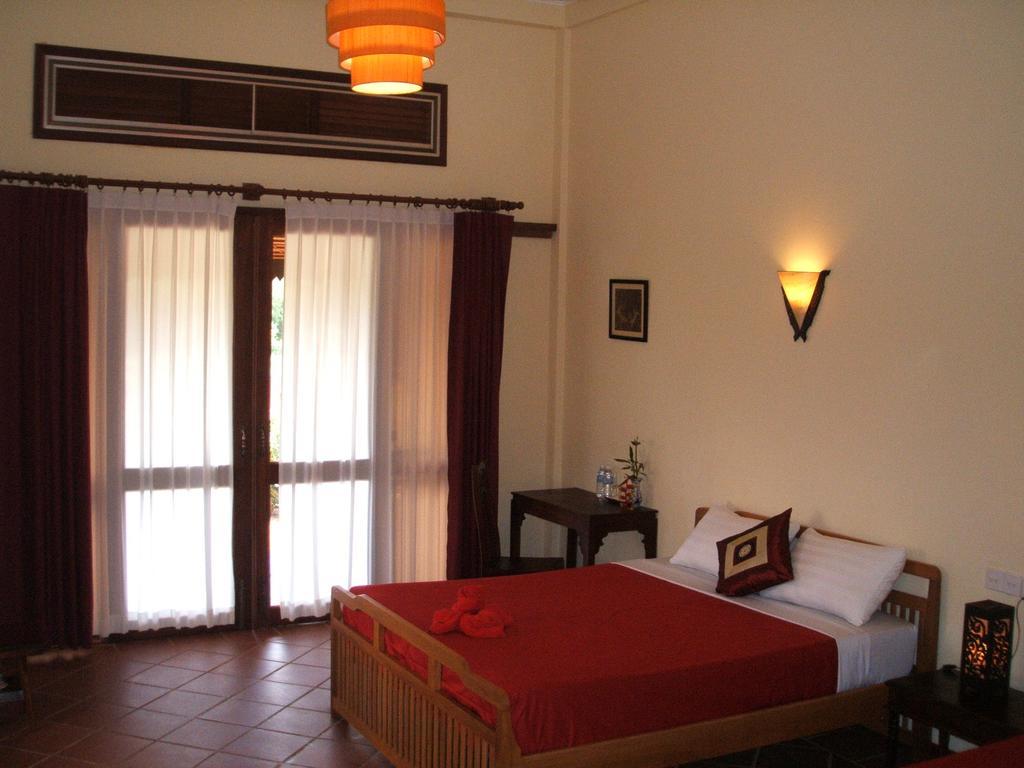 Green Plateau Lodge Banlung Rum bild